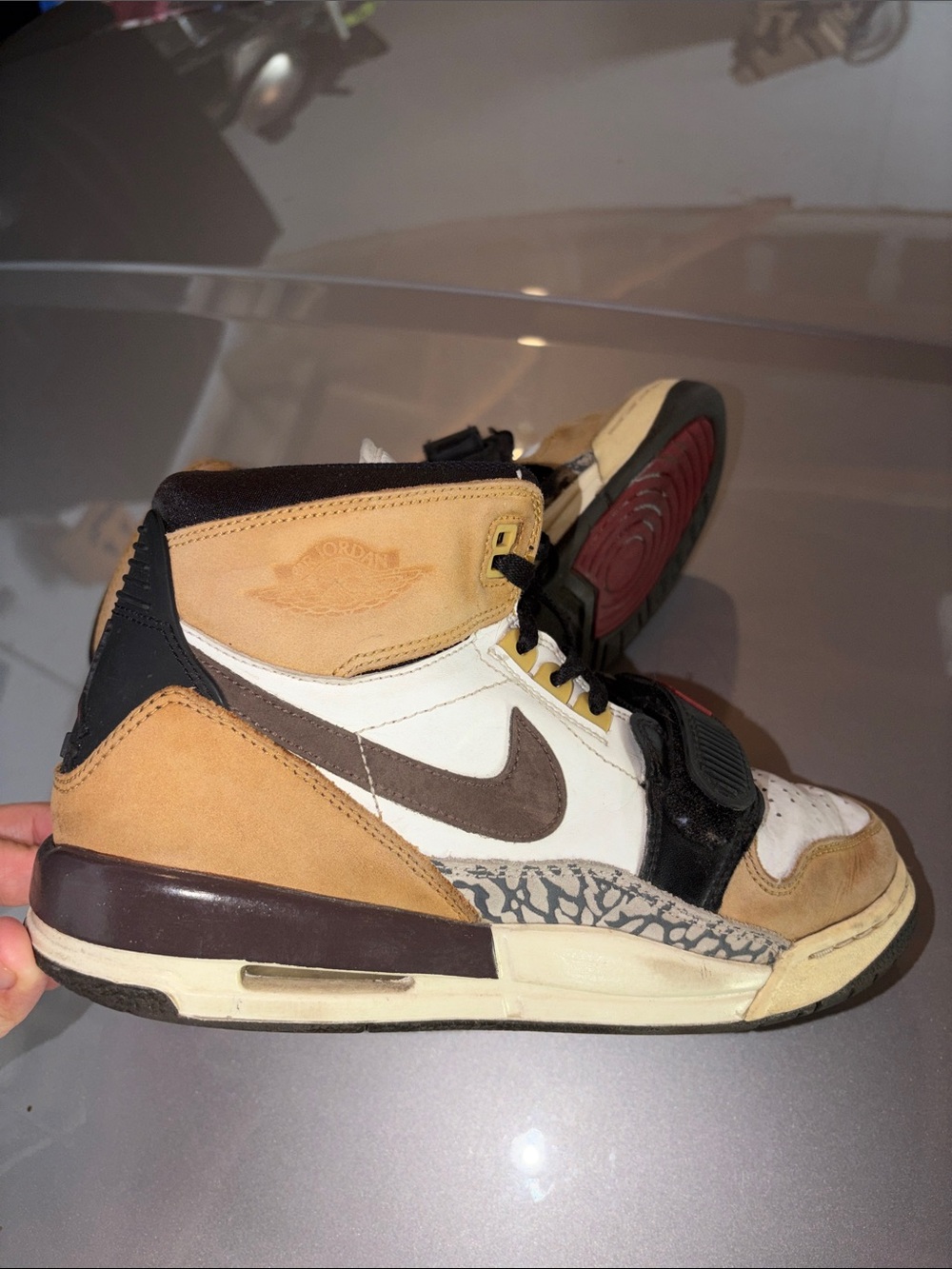 Nike air Jordan vintage 7Y brown tan earth tones rare Laceup hightop leather
